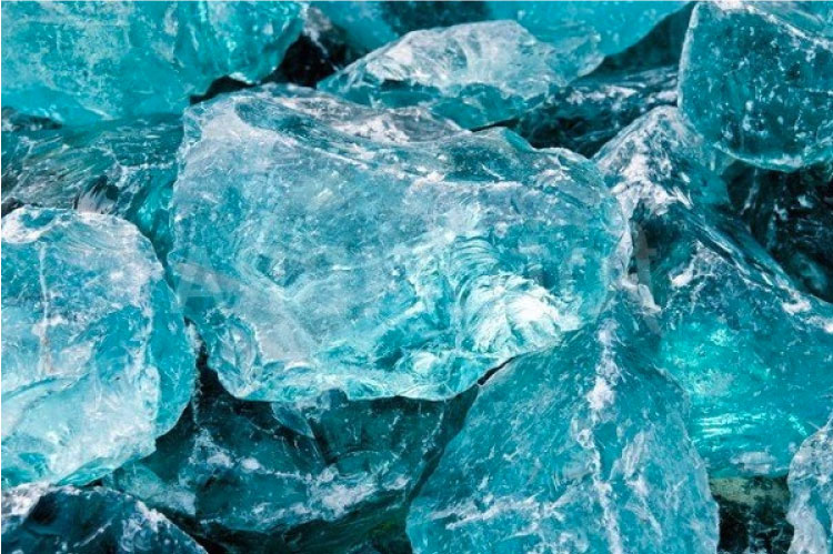 Đá Aquamarine đem lại nguồn năng lực tích cực cho gia chủ mệnh Đại Lâm Mộc
